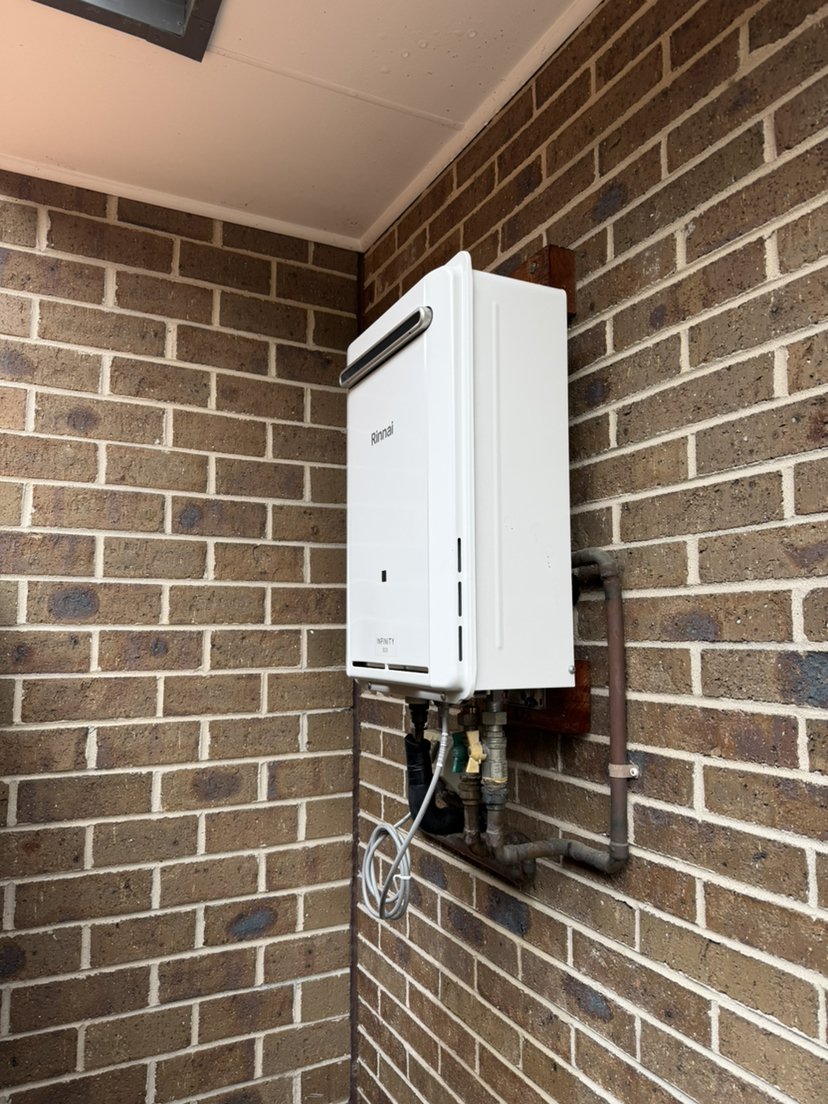 Hot Water Systems work by 4WD Plumbing, Box Hill VIC (photo 5 of 5)