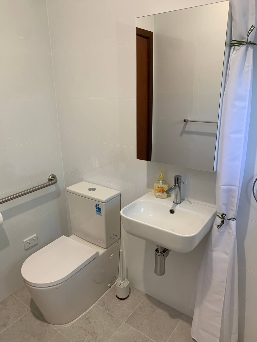 Bathroom Renovation work by Petrolo Construction Group, Brookvale NSW (photo 4 of 6)