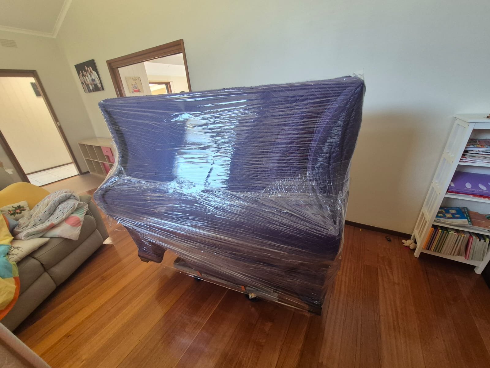 Removalists work by Sumo Removal & Storage, VIC (photo 3 of 3)