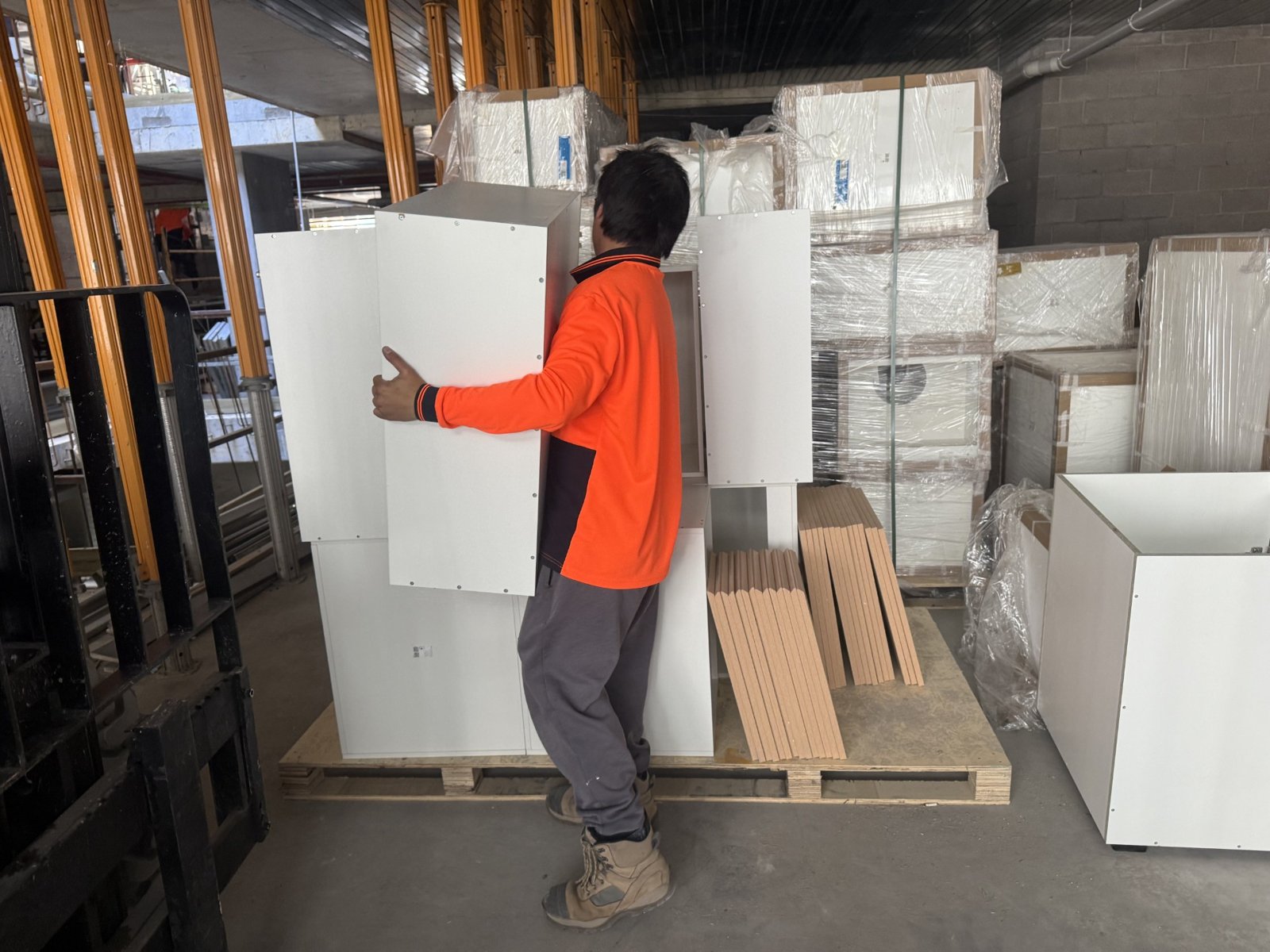 Removalists work by Sumo Removal & Storage, VIC (photo 4 of 4)