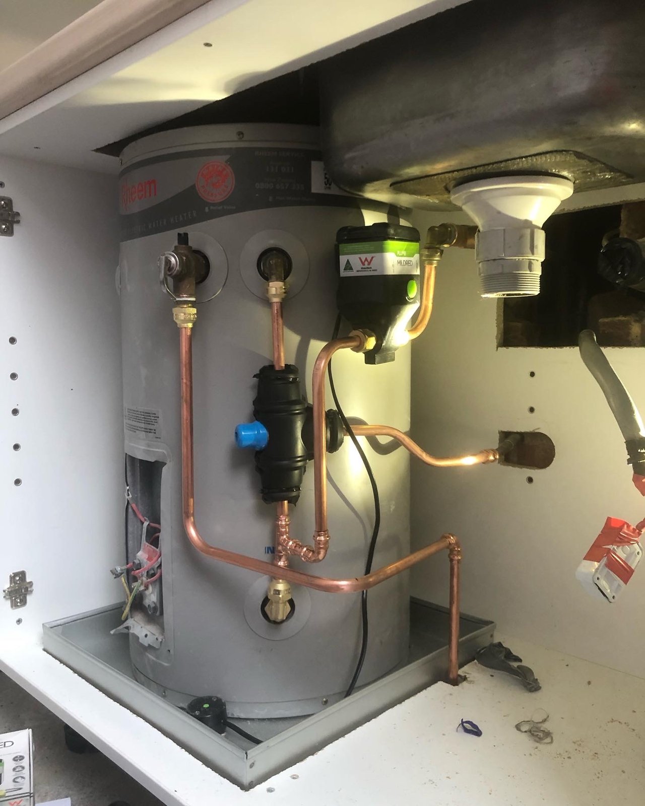 Hot Water Systems work by Takumi Craft Plumbing, Vermont South VIC (photo 1 of 3)