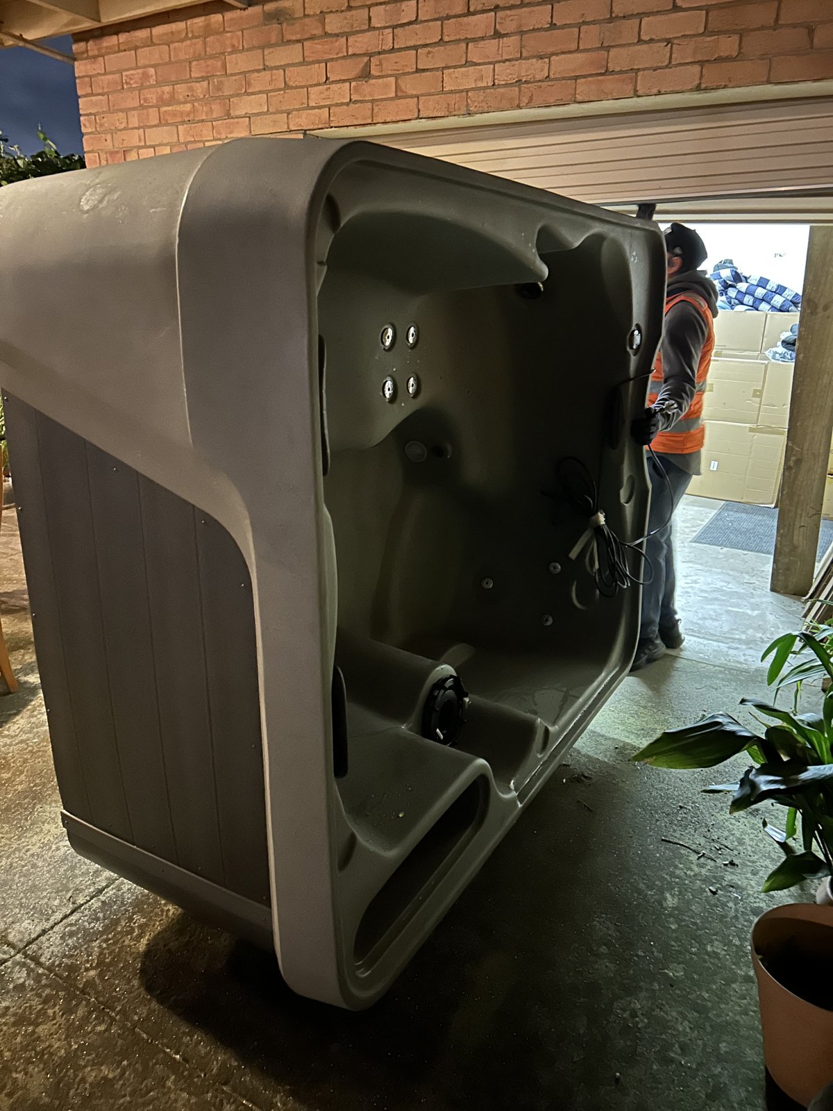 Removalists work by Truckman Removals, Noble Park VIC (photo 2 of 2)