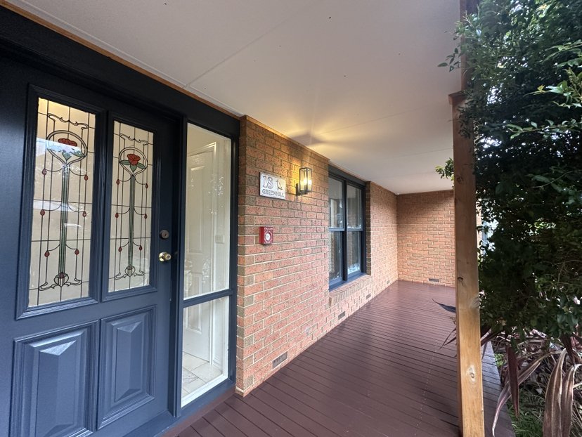Painter work by VV Painting, Doncaster VIC (photo 3 of 4)