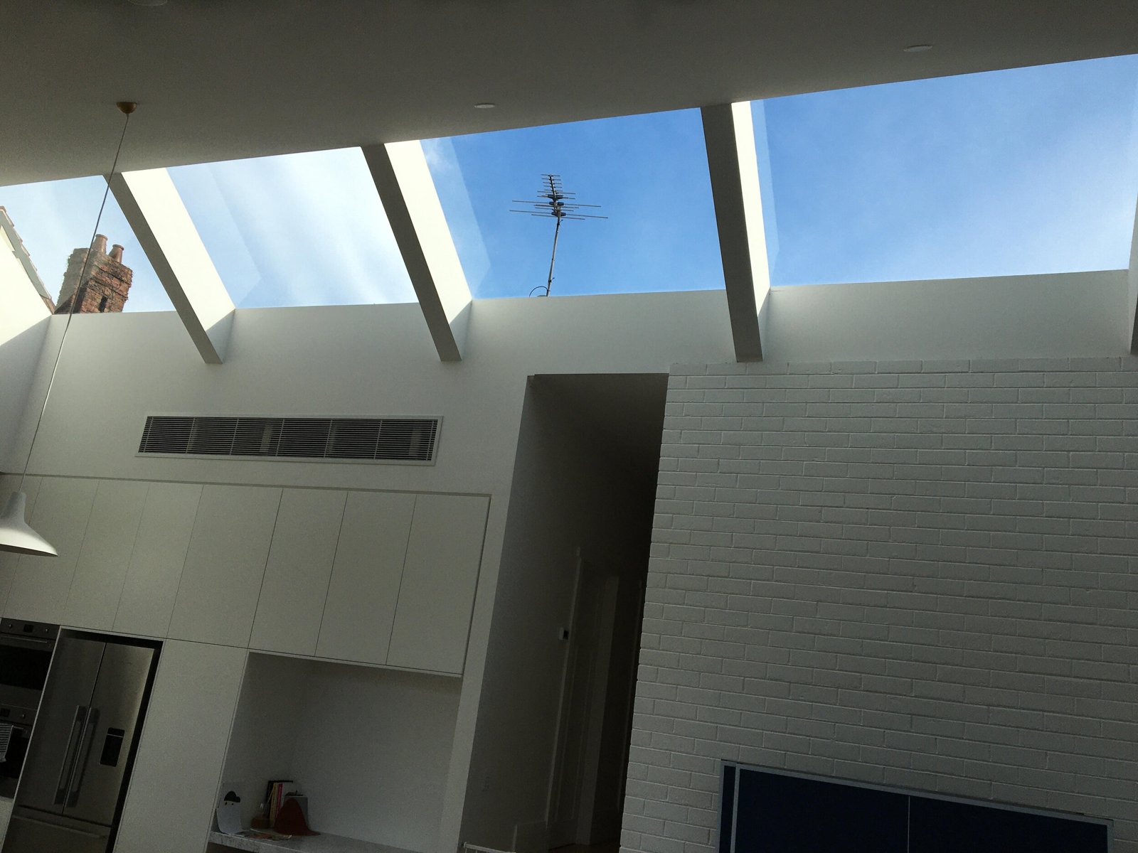 Window Cleaning work by One Square Window Cleaning, VIC