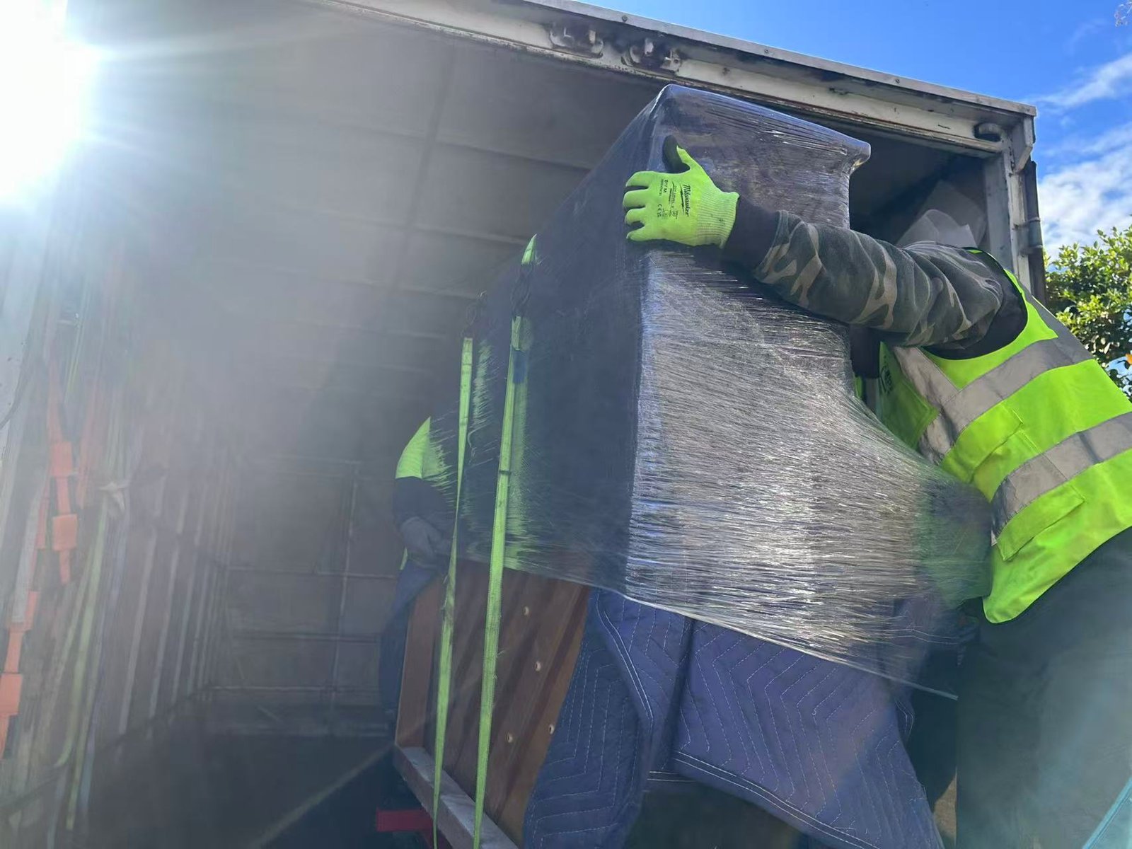 Removalists work by Truckman Removals, Noble Park VIC (photo 3 of 3)