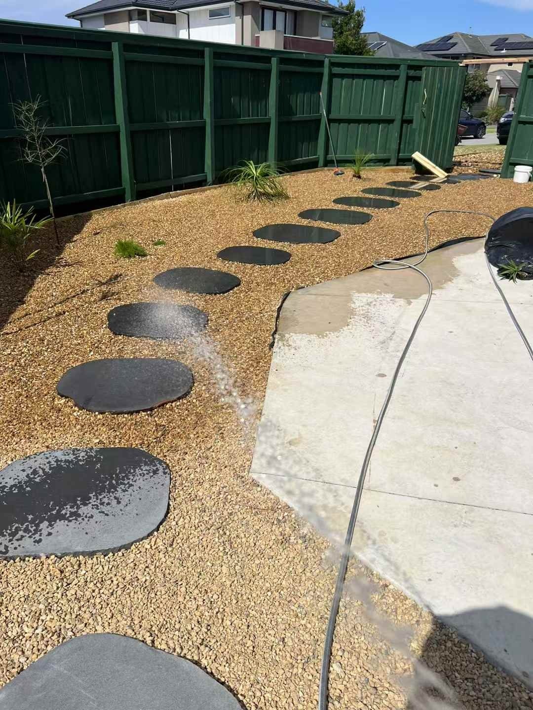 Landscaping work by J S Renovations, Sunnybank South QLD (photo 4 of 4)