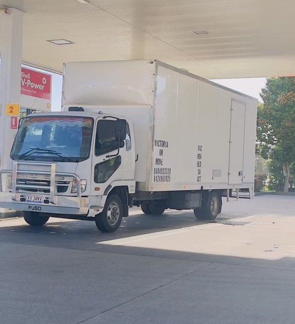 Removalists work by Victoria On Move, Wollert VIC (photo 1 of 2)