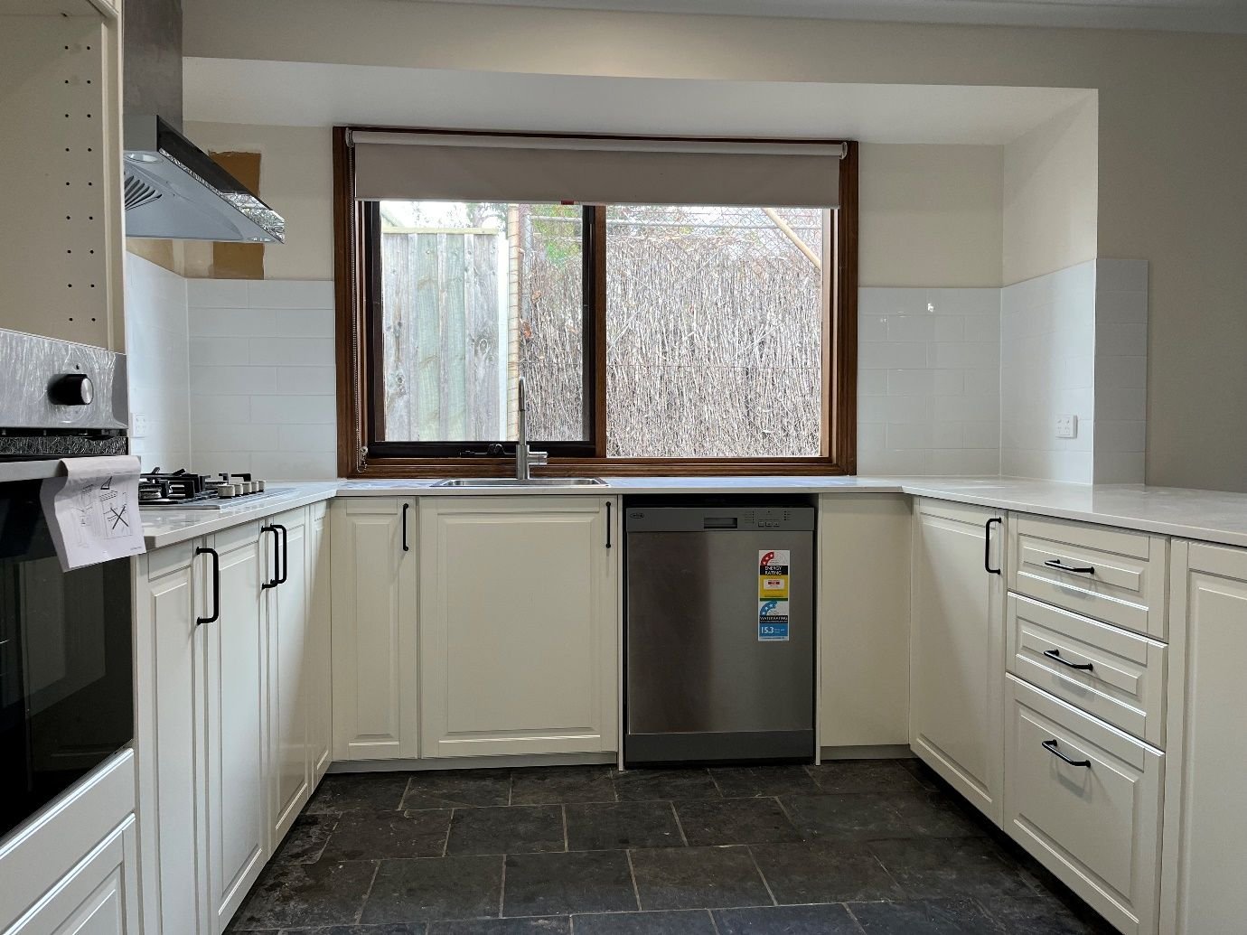 Kitchen Renovation work by Yongdao Design and Renovation, SA (photo 2 of 3)