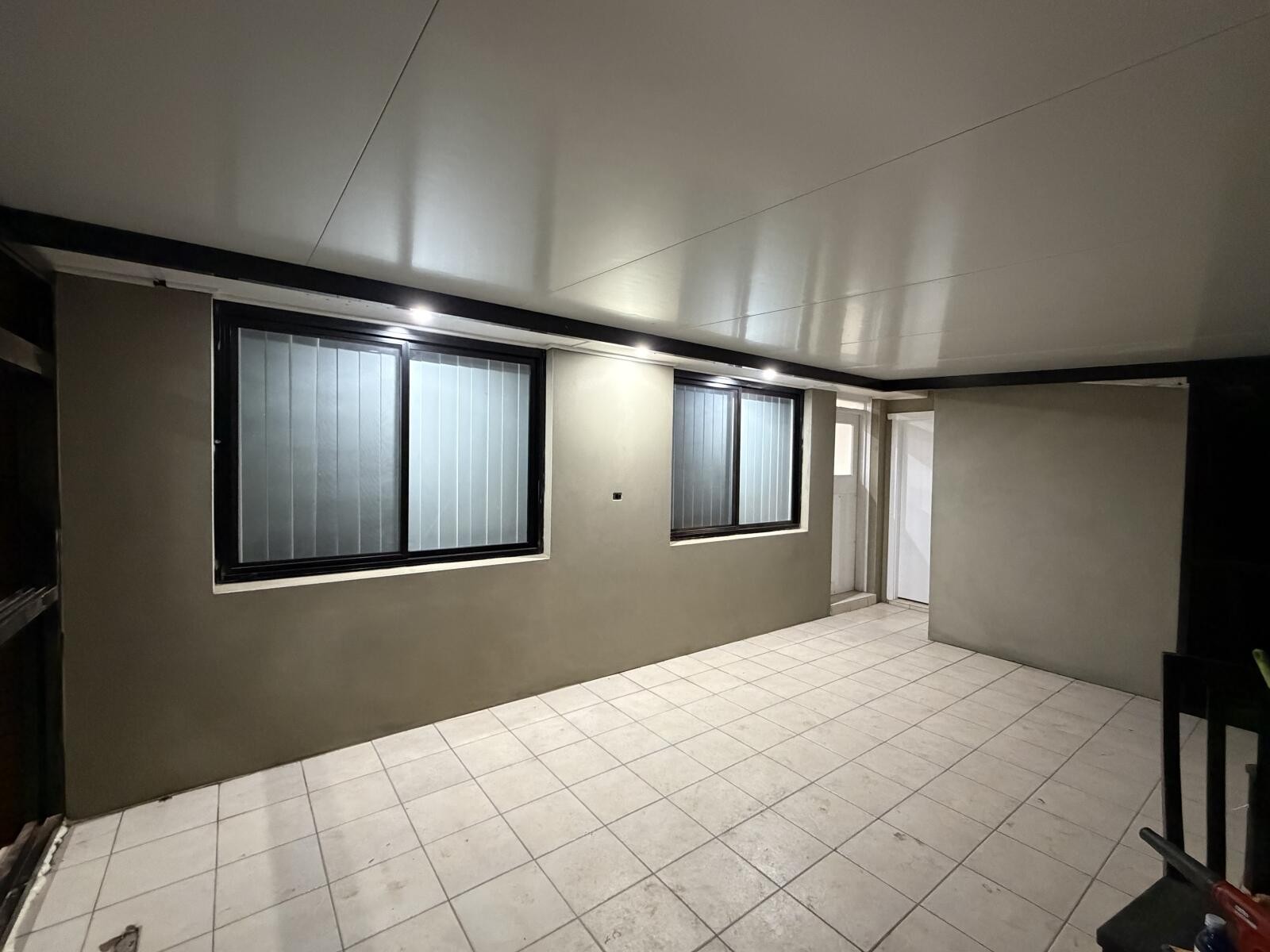 Plastering work by Wang Rendering, NSW (photo 3 of 3)