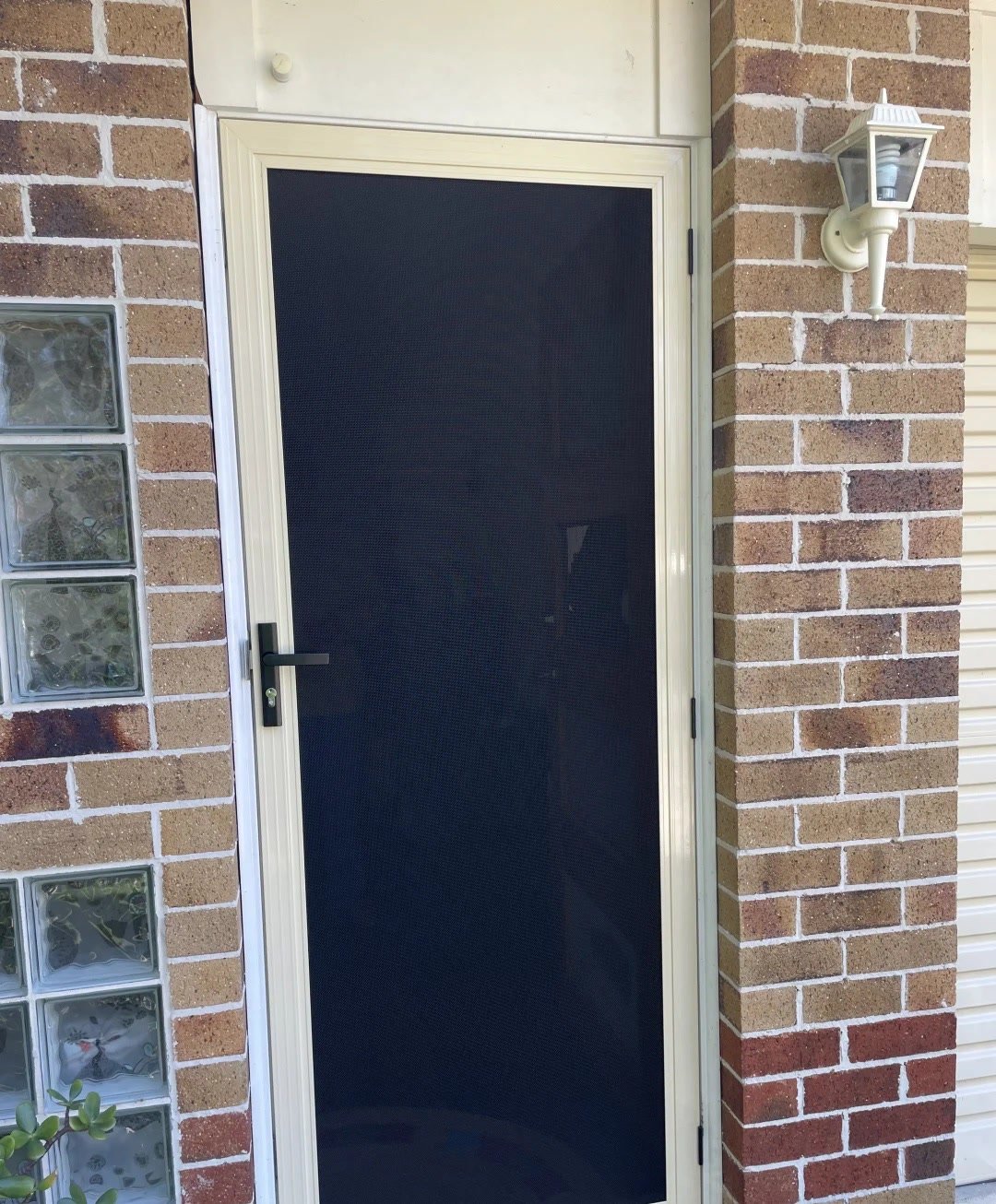 Glass & Windows work by Brissy Screens, QLD