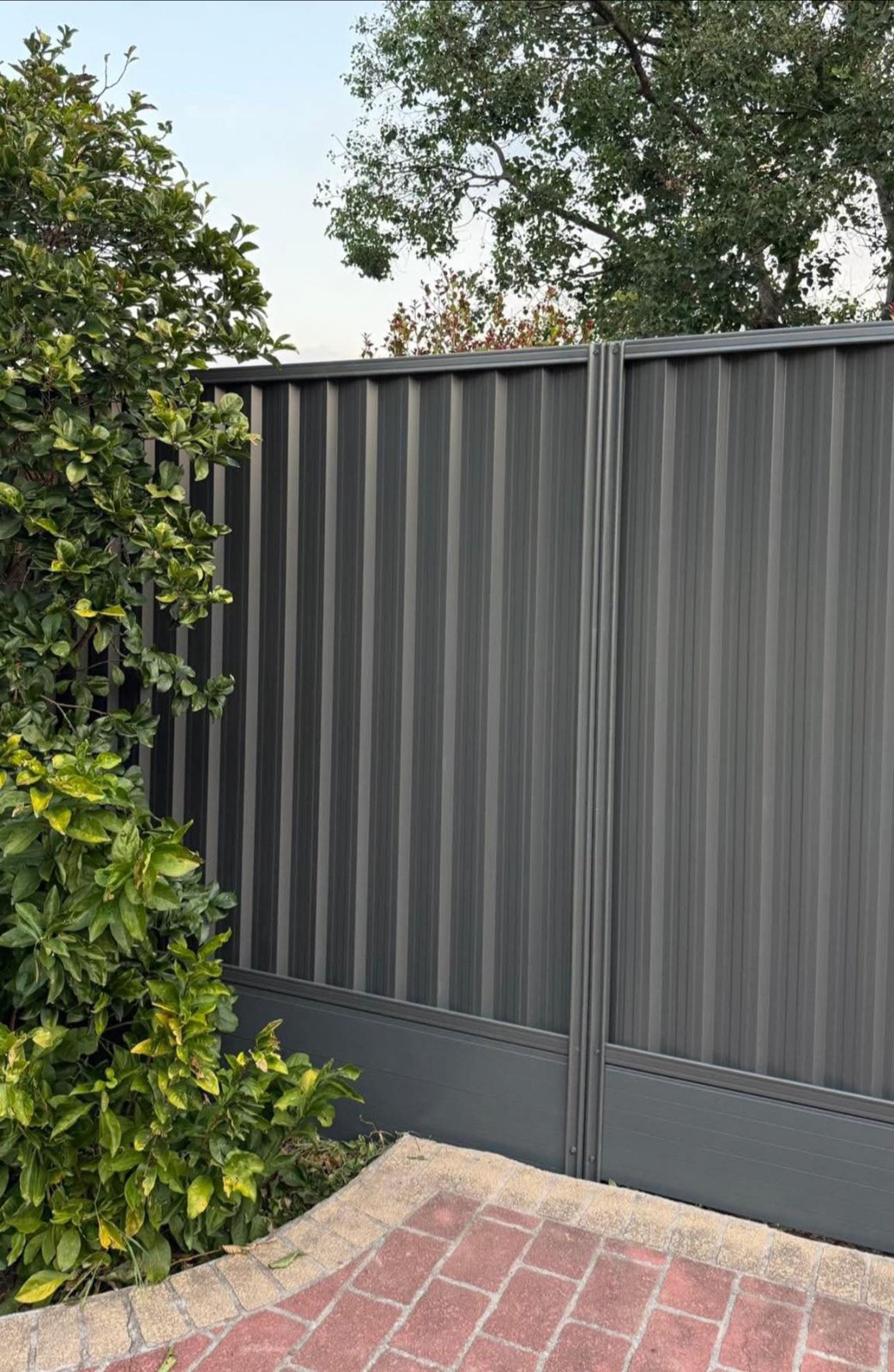 Fencing & Gates work by Glovers Fencing, NSW (photo 3 of 6)