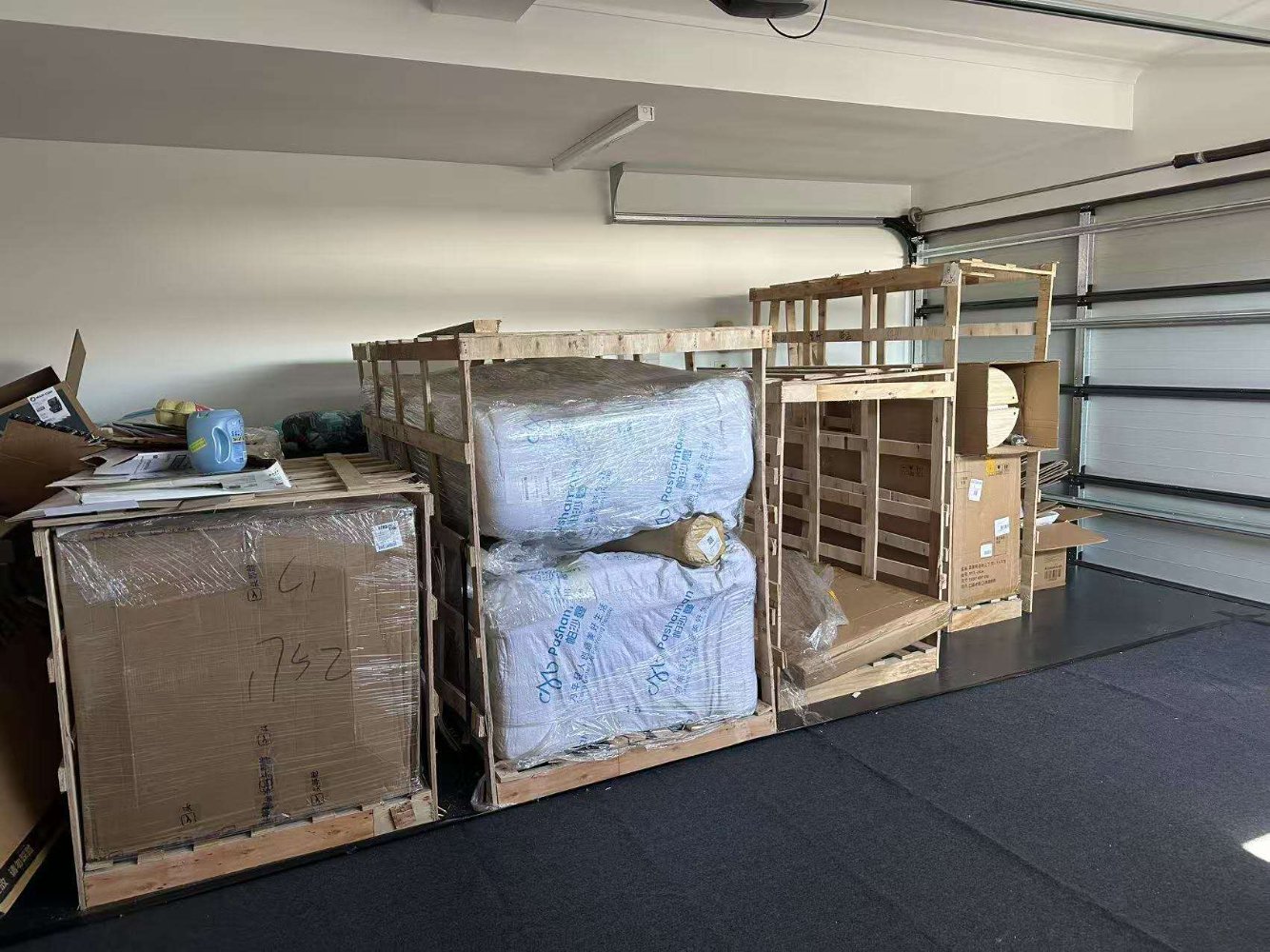 Removalists work by Tehui Removals, South Brisbane QLD (photo 1 of 2)