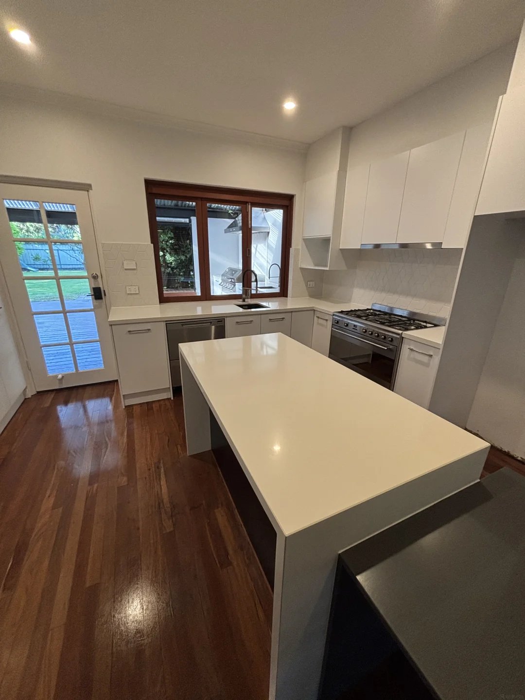 End of Lease Cleaning work by Yiqingjie Cleaning, SA