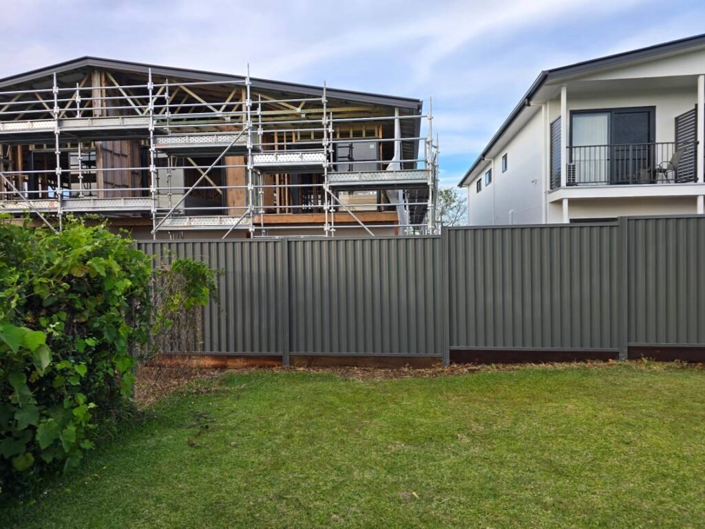 Fencing & Gates work by Top Tier Fencing, QLD (photo 6 of 6)