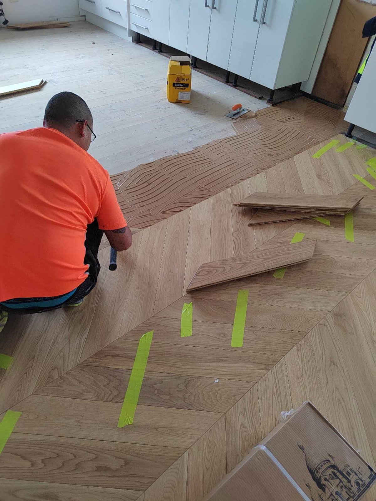 Flooring & Carpet work by Chengxin Flooring, QLD (photo 4 of 4)