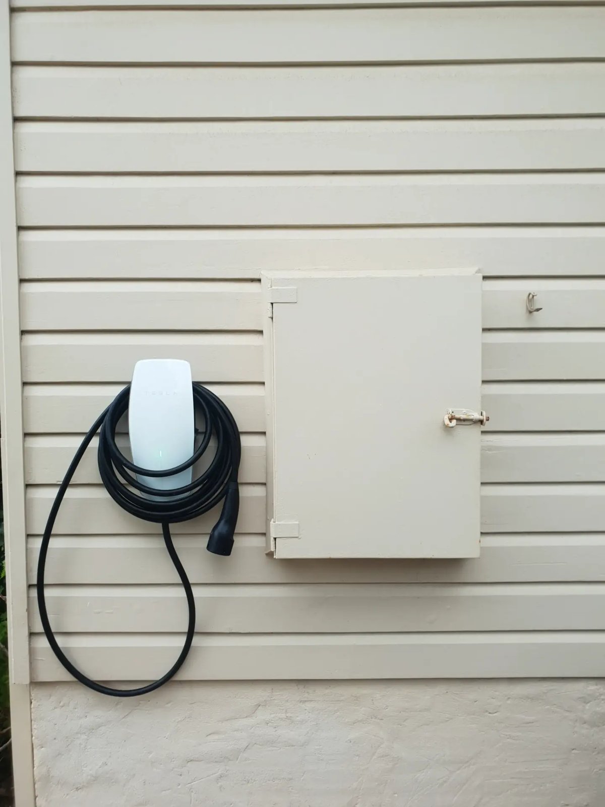 Electrician work by KPJ Electrical, Charlestown NSW