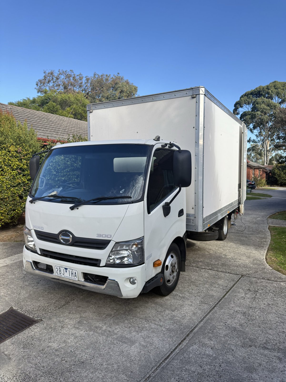 Removalists work by Leo Moves, Clayton VIC