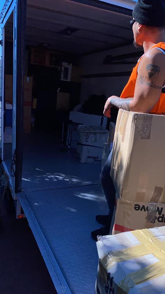 Removalists work by Lioness Transport and Removals, NSW (photo 4 of 4)