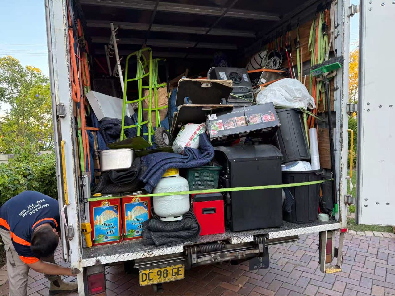 Removalists work by Move2Go Removals, North Strathfield NSW (photo 4 of 4)
