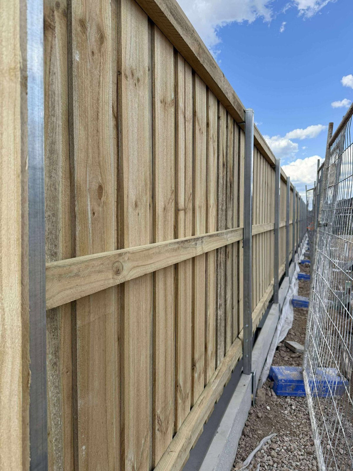 Fencing & Gates work by Glovers Fencing, NSW (photo 1 of 6)