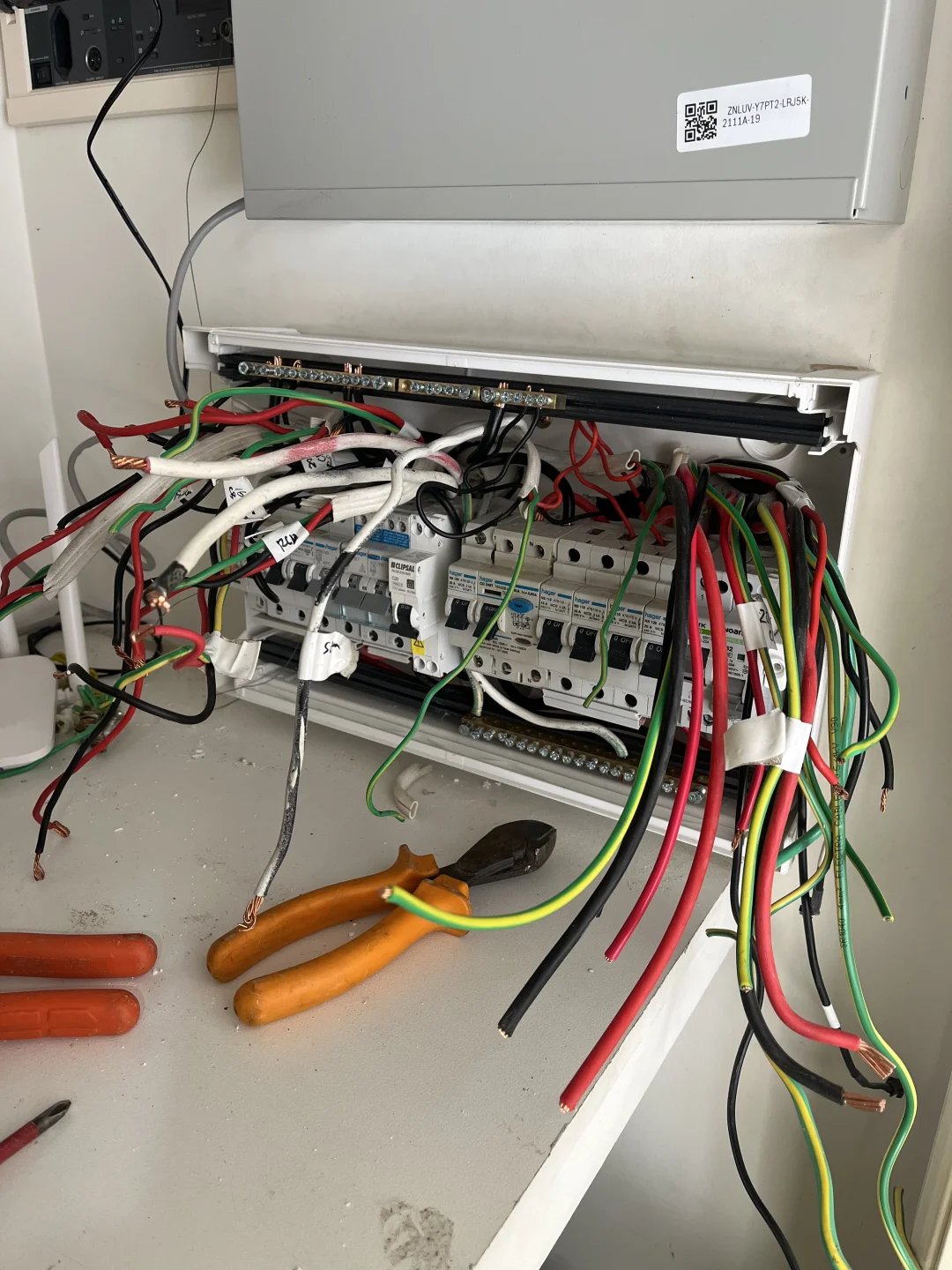 Electrician work by Kunshilan Electrical, QLD