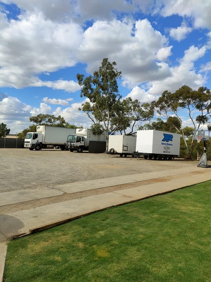 Removalists work by Anspach Removals, Smithfield SA